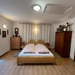 Alma Hof Vendeghaz Boldogasszonyfa
