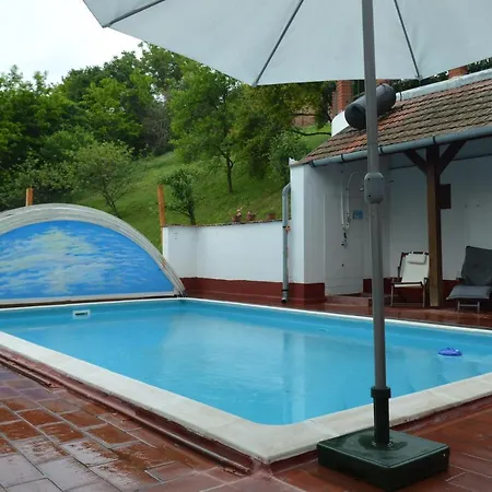 Alma Hof Vendeghaz Apartment Boldogasszonyfa