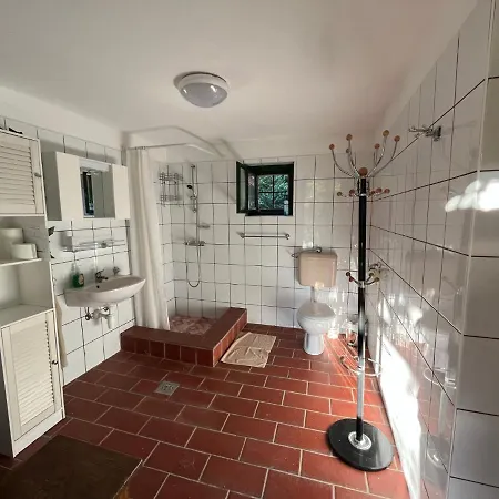 Alma Hof Vendeghaz Apartment