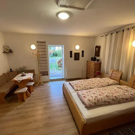 Alma Hof Vendeghaz Appartement Boldogasszonyfa