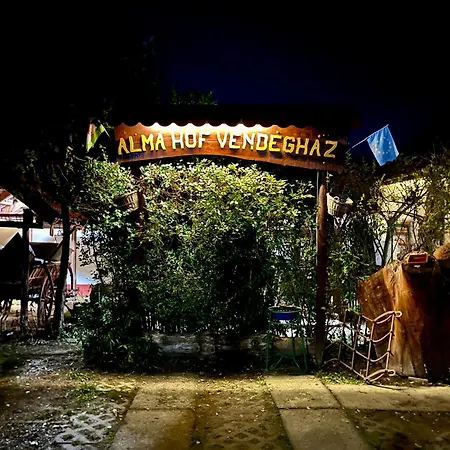 Alma Hof Vendeghaz Apartment Boldogasszonyfa