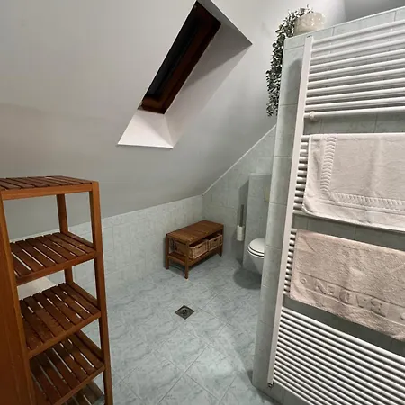 Appartement Alma Hof Vendeghaz *