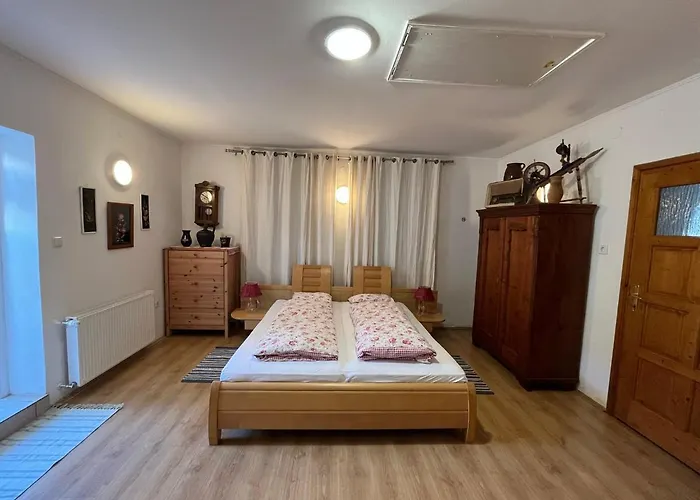 Alma Hof Vendeghaz Boldogasszonyfa