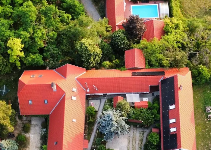 Alma Hof Vendeghaz Daire Boldogasszonyfa